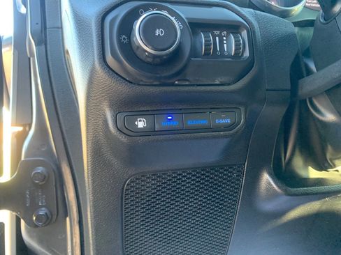 Used 2022 Jeep Wrangler Unlimited Rubicon 4xe w/ Dual Top Group image 15