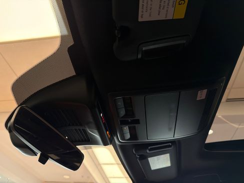 New 2026 MAZDA MAZDA3 2.5 S Hatchback w/ Premium Pkg image 30