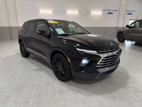 Used 2023 Chevrolet Blazer Premier w/ Driver Confidence II Package AWD/4WD image 4
