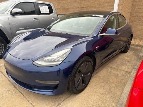 Used 2018 Tesla Model 3 Long Range RWD image 1