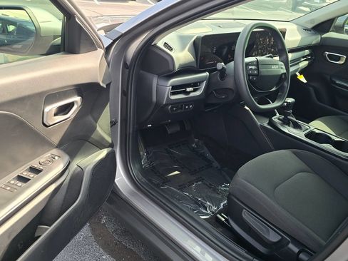 Certified 2026 Kia K4 FWD image 9