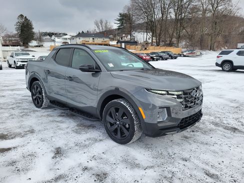 Used 2024 Hyundai Santa Cruz Night image 3