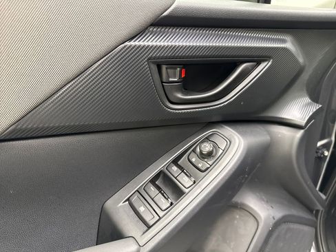 Certified 2025 Subaru Crosstrek 2.0i Premium image 12