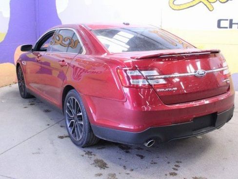 Used 2019 Ford Taurus Limited image 6