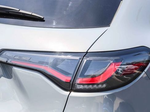 Certified 2025 Honda HR-V Sport image 10