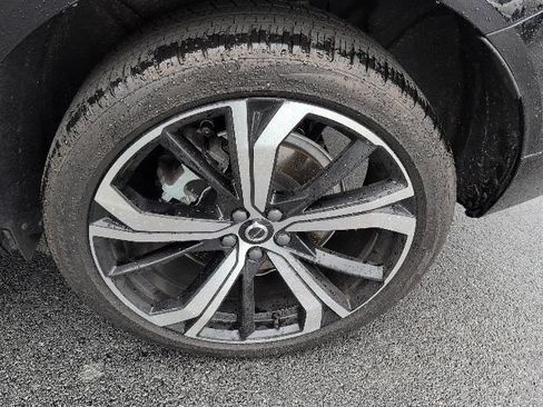 Used 2023 Volvo XC60 B6 Ultimate w/ Protection Package Premier AWD/4WD image 5