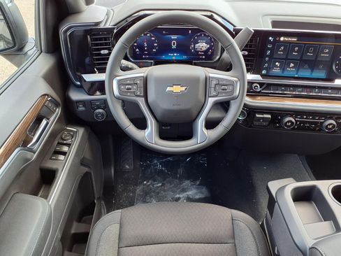 New 2026 Chevrolet Silverado 1500 LT AWD/4WD image 10
