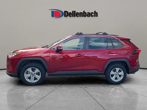 Used 2020 Toyota RAV4 XLE w/ Convenience Package AWD/4WD image 2