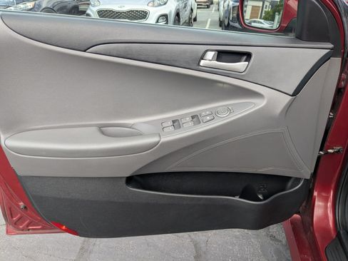 Used 2014 Hyundai Sonata GLS FWD image 14