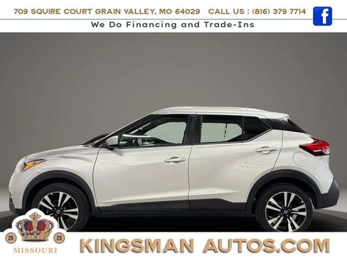 Used 2019 Nissan Kicks SV FWD image 7