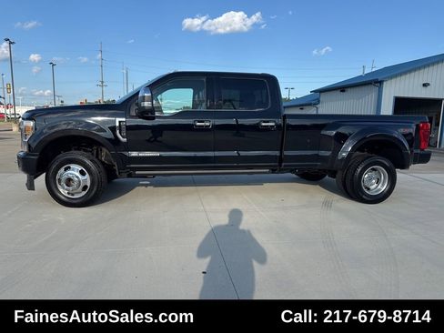 Used 2021 Ford F350 Platinum image 9