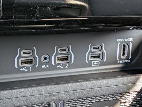 New 2026 RAM 1500 Laramie image 14