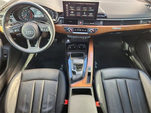 Used 2023 Audi A4 2.0T Premium image 29