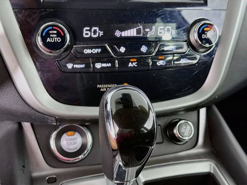 Used 2020 Nissan Murano SV FWD image 19