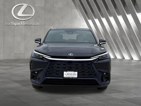 Certified 2026 Lexus TX 350 FWD w/ Technology Package image 28