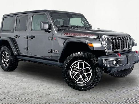 Used 2025 Jeep Wrangler Unlimited Rubicon AWD/4WD image 1
