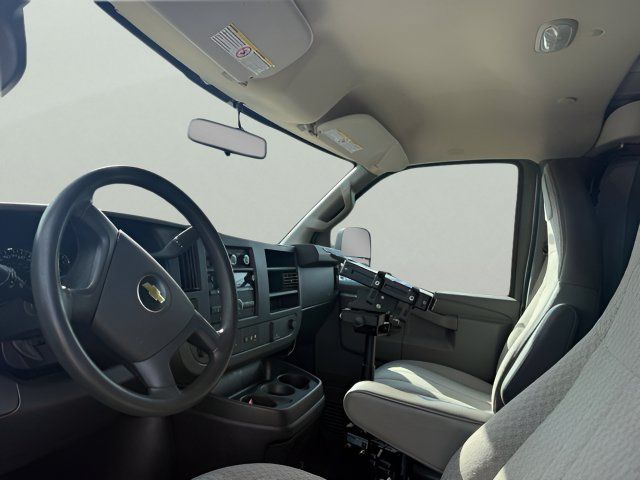 Used 2021 Chevrolet Express 2500 RWD image 11