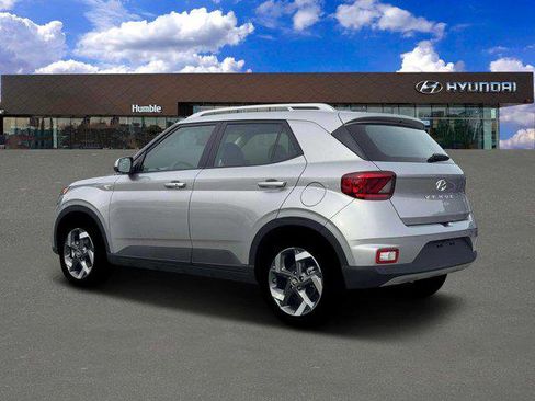 New 2026 Hyundai Venue SEL image 4