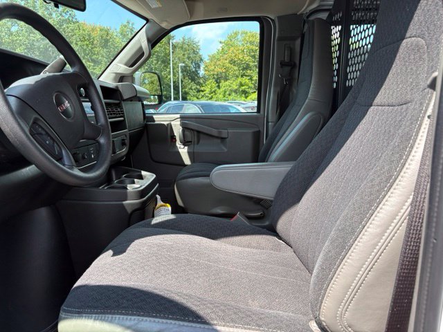 Used 2025 GMC Savana 2500 w/ Driver Convenience Package RWD image 29