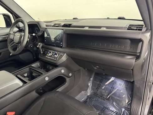 Used 2024 Land Rover Defender 110 Carpathian Edition image 30