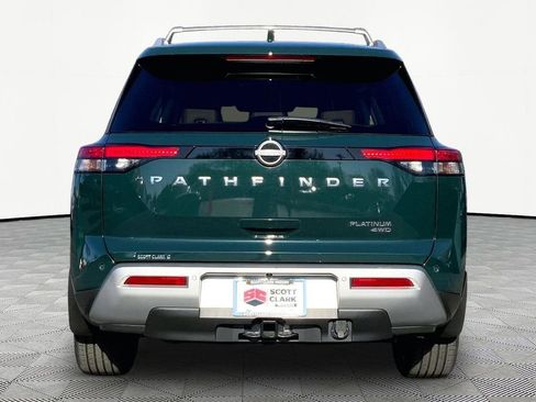 Used 2024 Nissan Pathfinder Platinum image 6