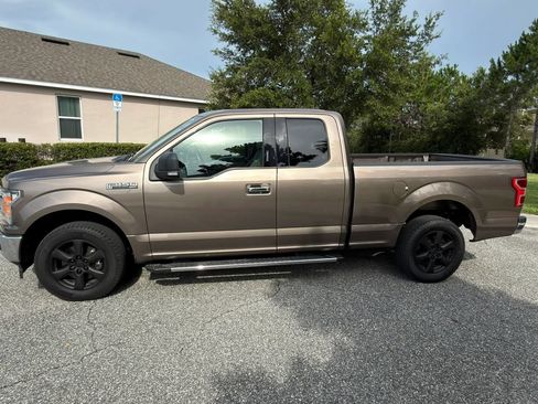Used 2018 Ford F150 XLT w/ Equipment Group 301A Mid RWD image 4
