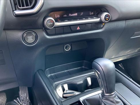 Used 2025 MAZDA CX-50 AWD 2.5 S w/ Select Package image 38