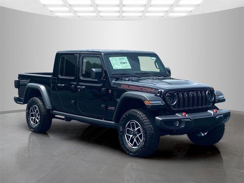 New 2025 Jeep Gladiator Rubicon w/ Convenience Group image 4