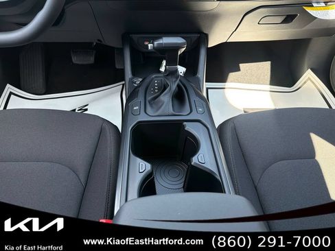 New 2026 Kia K4 FWD image 25