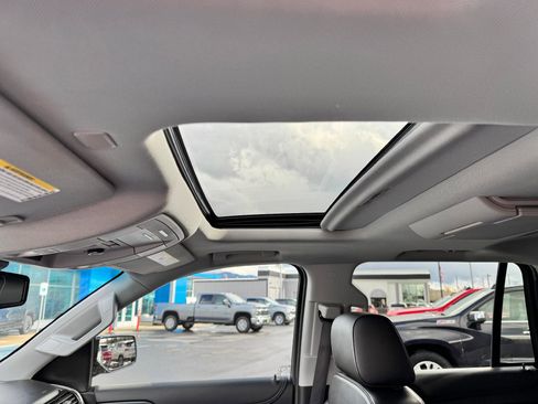 Used 2019 Chevrolet Tahoe LT image 44