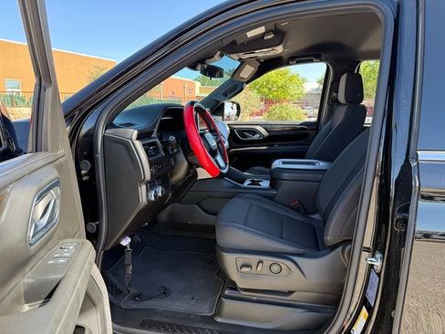 Used 2024 GMC Yukon SLE RWD image 19