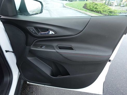 Used 2022 Chevrolet Equinox RS AWD/4WD image 26