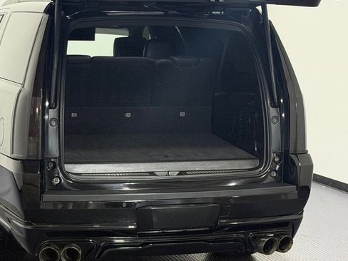 Used 2015 Cadillac Escalade ESV Platinum AWD/4WD image 13