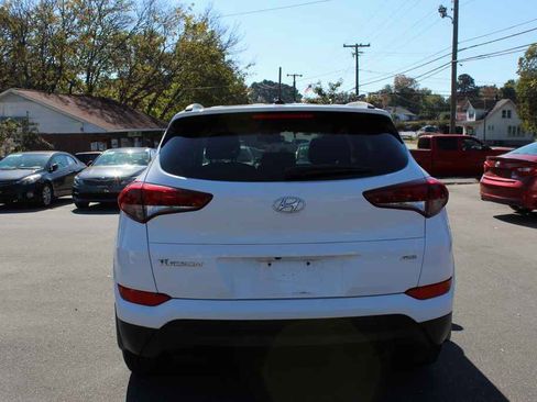 Used 2017 Hyundai Tucson SE image 6
