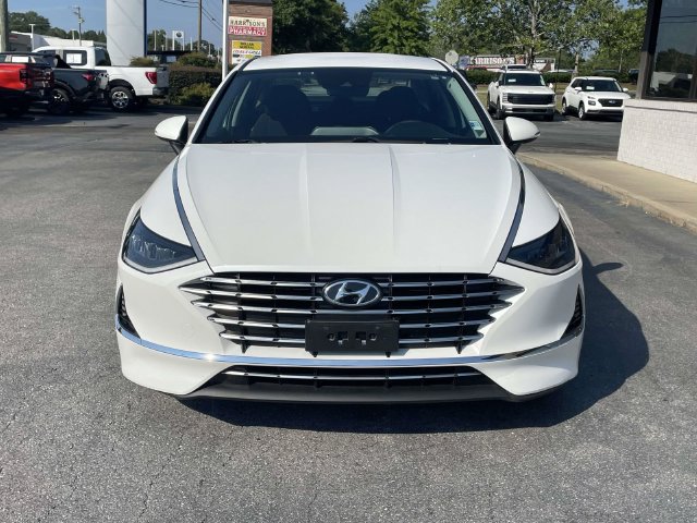 Certified 2022 Hyundai Sonata Blue FWD image 2