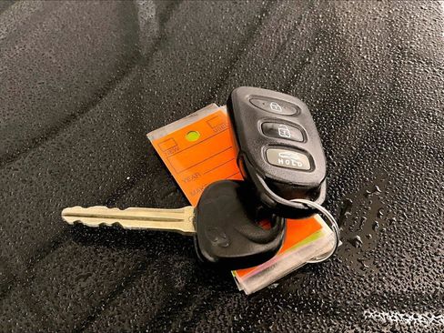 Used 2016 Hyundai Elantra SE image 10