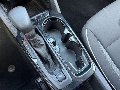 Used 2025 Chevrolet TrailBlazer LT image 39