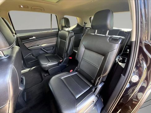 Used 2023 Volkswagen Atlas SE w/ Panoramic Sunroof Package AWD/4WD image 26