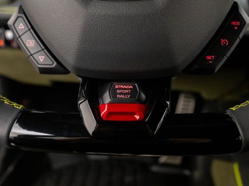 Used 2024 Lamborghini Huracan Sterrato image 19