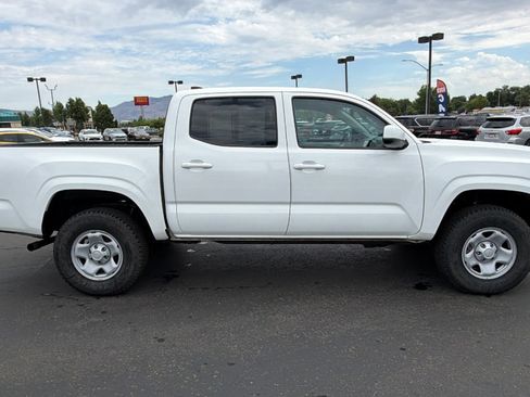 Certified 2023 Toyota Tacoma SR AWD/4WD image 2