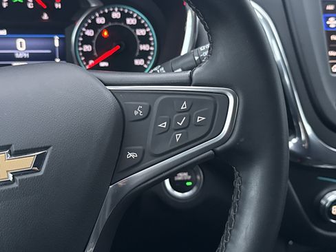 Used 2023 Chevrolet Equinox LT image 20