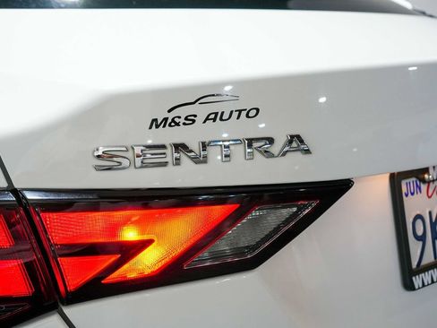 Used 2021 Nissan Sentra SV FWD image 9