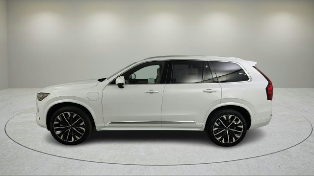 New 2026 Volvo XC90 T8 Plus w/ Protection Package Premier AWD/4WD image 7