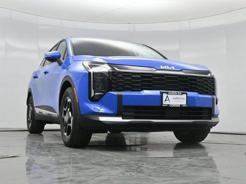 New 2026 Kia Sportage EX FWD image 2