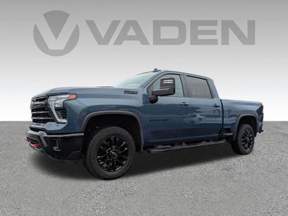 Used 2025 Chevrolet Silverado 2500 LTZ w/ LTZ Plus Package