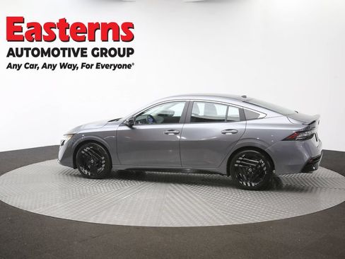 Used 2026 Nissan Sentra SR w/ Floor Mat Package FWD image 59