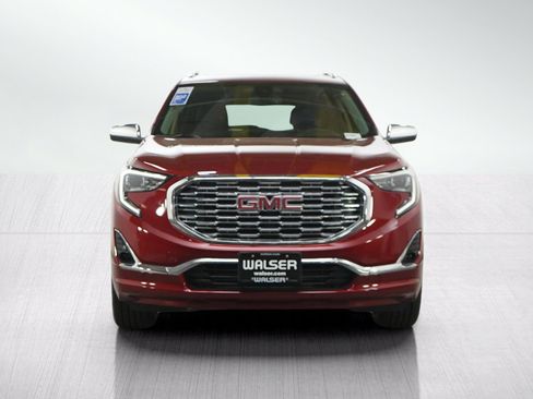 Used 2018 GMC Terrain Denali w/ Comfort Package AWD/4WD image 8