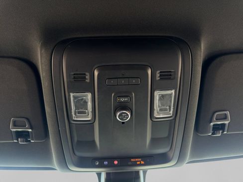 Used 2021 Chevrolet Tahoe LT RWD image 21