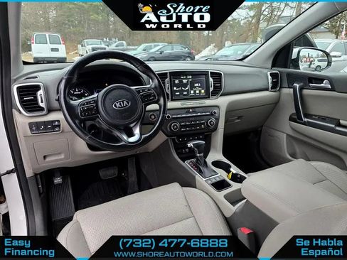Used 2017 Kia Sportage EX w/ EX Technology Package AWD/4WD image 16