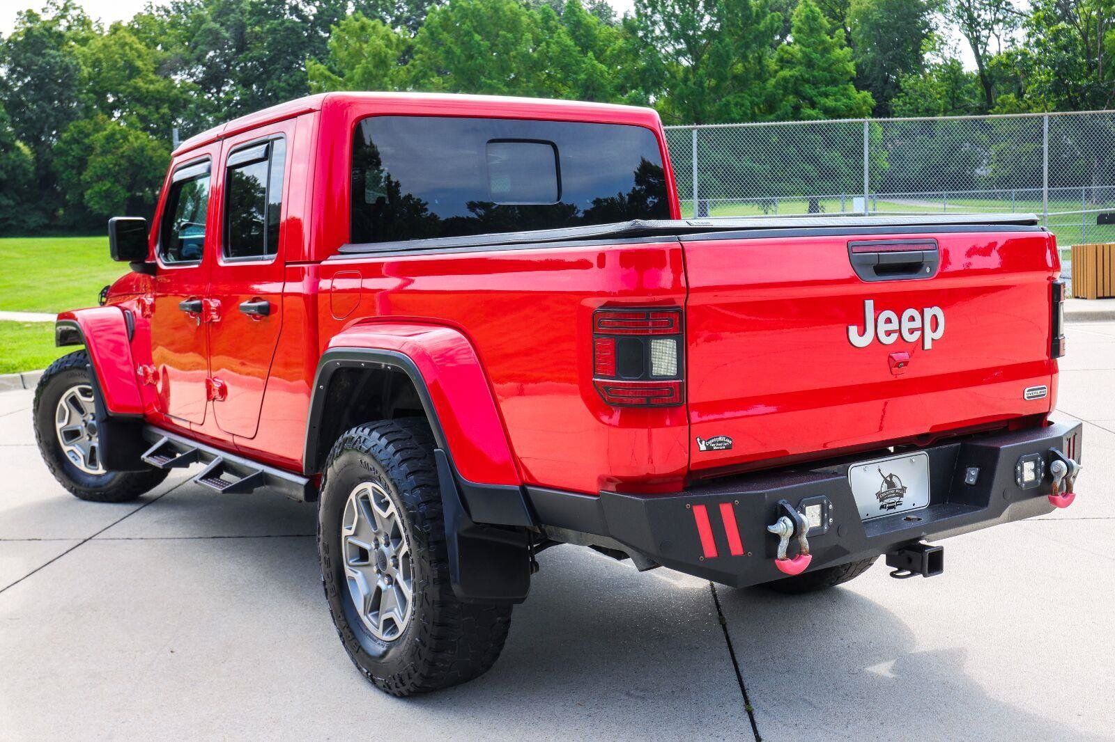 Used 2021 Jeep Gladiator Overland AWD/4WD image 13